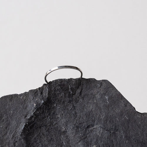 Fine Stackable Hammered Ring | Size 7.5 US