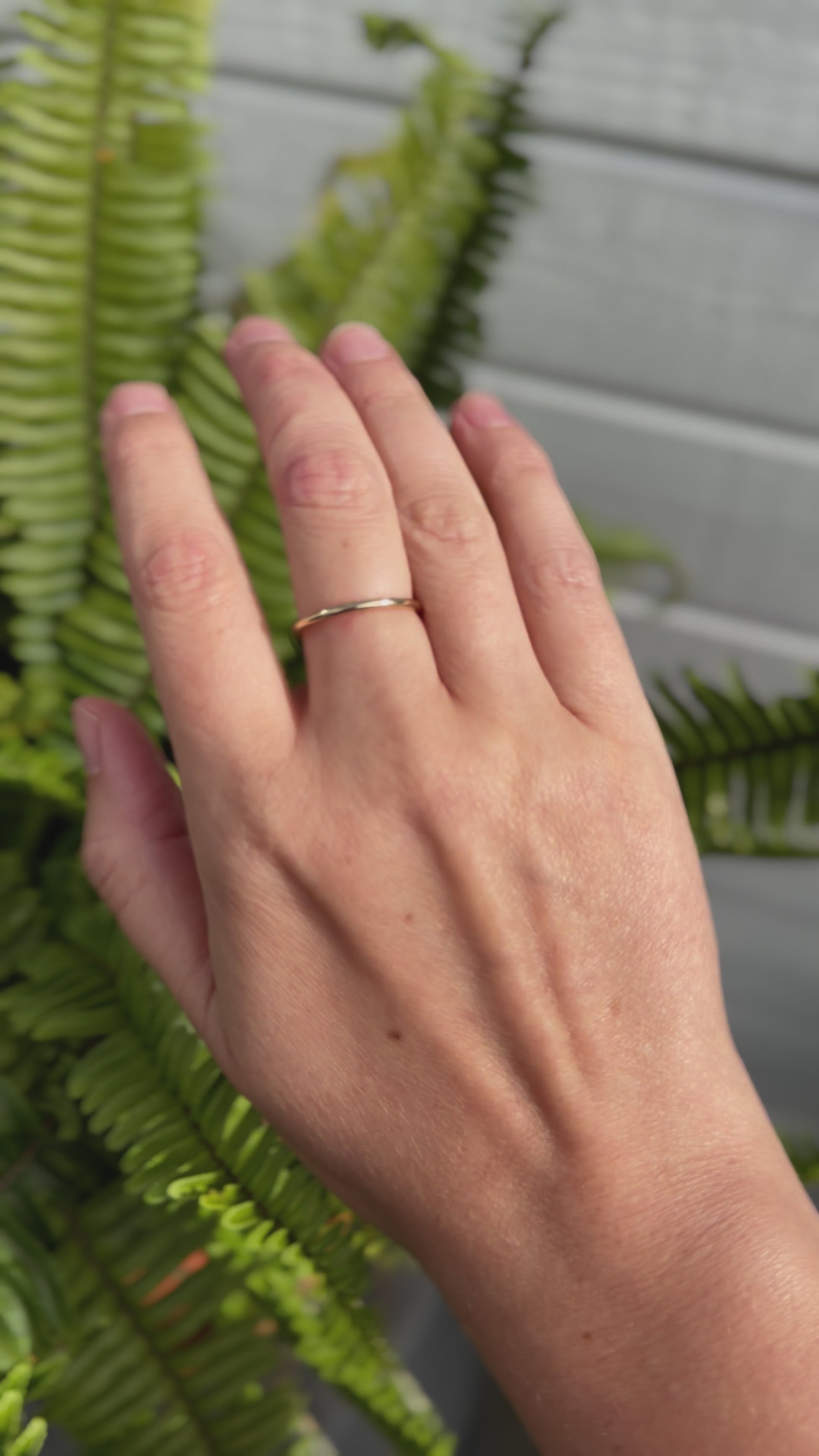 Polished 10K Yellow Gold Stackable Ring